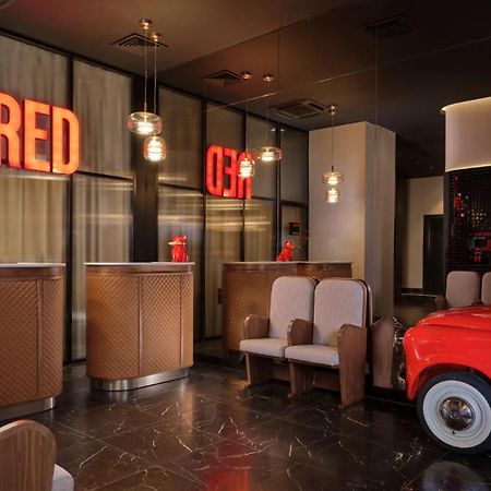 Hotel Radisson Red Belgrad Zewnętrze zdjęcie