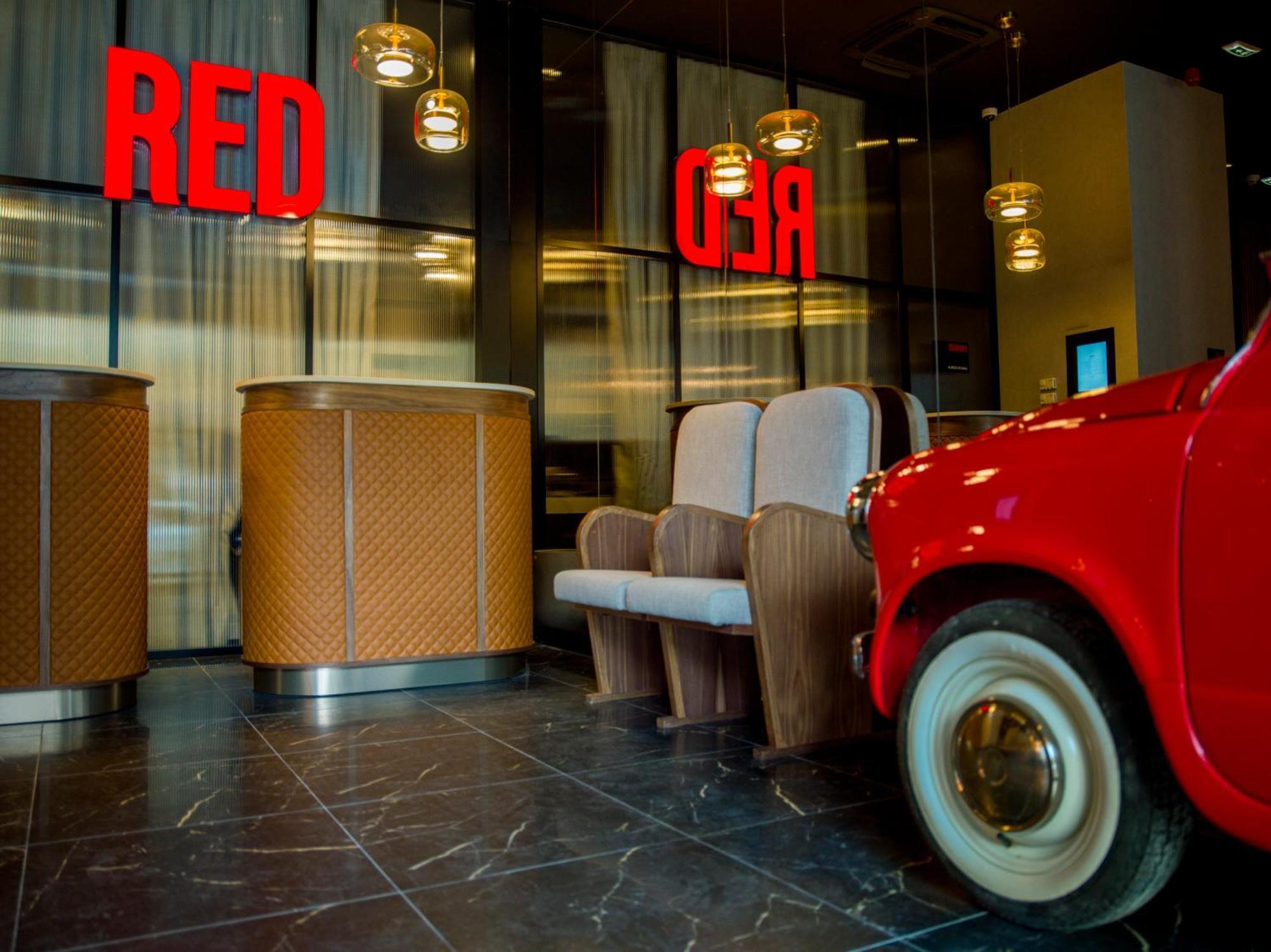 Hotel Radisson Red Belgrad Zewnętrze zdjęcie