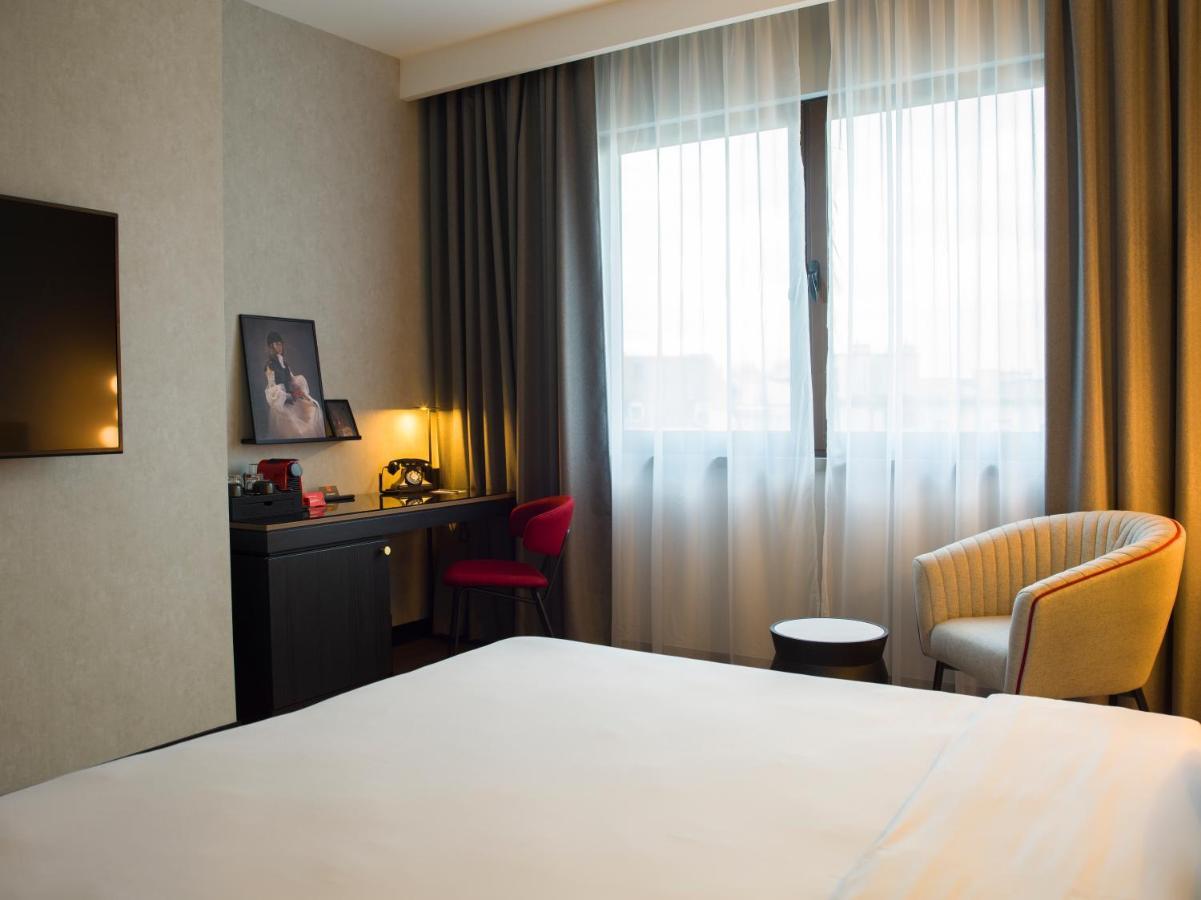 Hotel Radisson Red Belgrad Zewnętrze zdjęcie